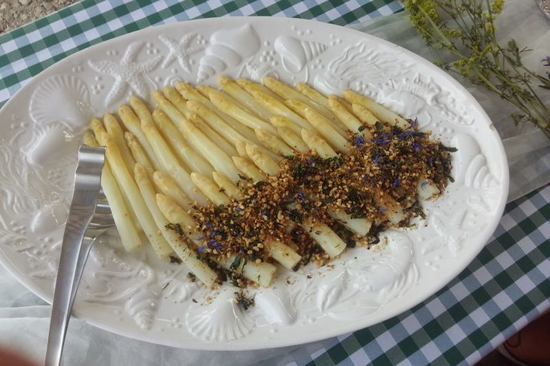 Spargel Mit Kräuterkruste